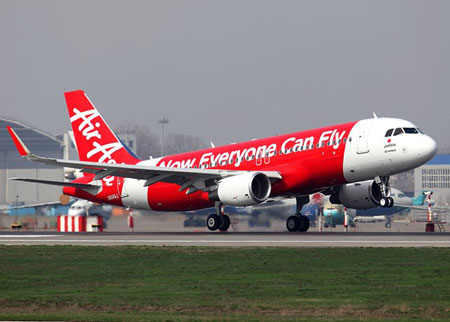 Một máy bay Airbus A320 của hãng AirAsia.